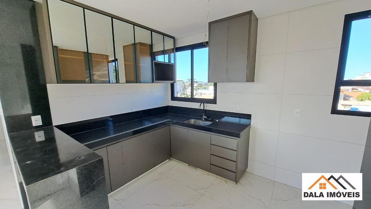 Cobertura, Planalto, 4 Quartos, 2 Vagas, 1 Suíte