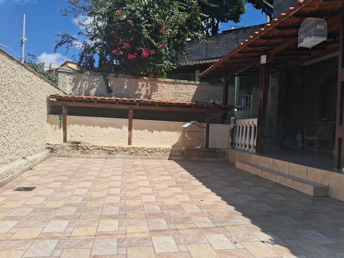 Casa, Santa Cruz, 4 Quartos, 8 Vagas