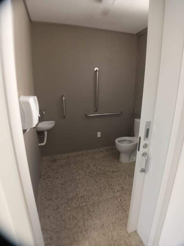 Sala, Milionários, 0 Quarto, 0 Vaga