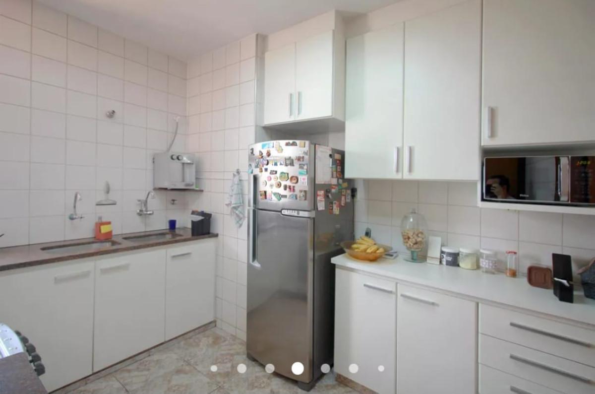 Casa, Santa Cruz, 3 Quartos, 4 Vagas, 1 Suíte