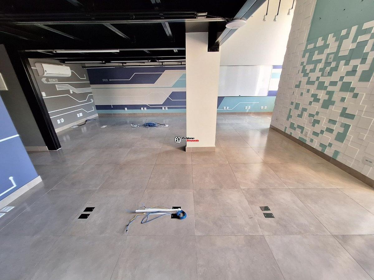 Sala, São José, 0 Quarto, 2 Vagas