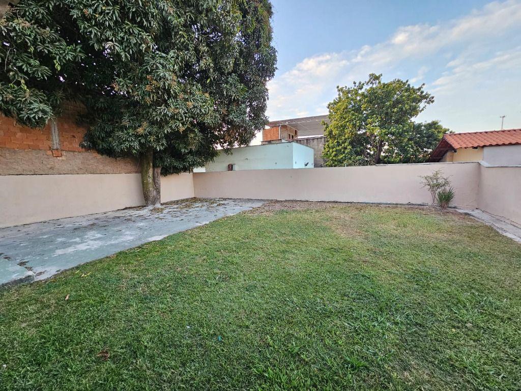 Casa, Nações Unidas, 2 Quartos, 0 Vaga, 1 Suíte