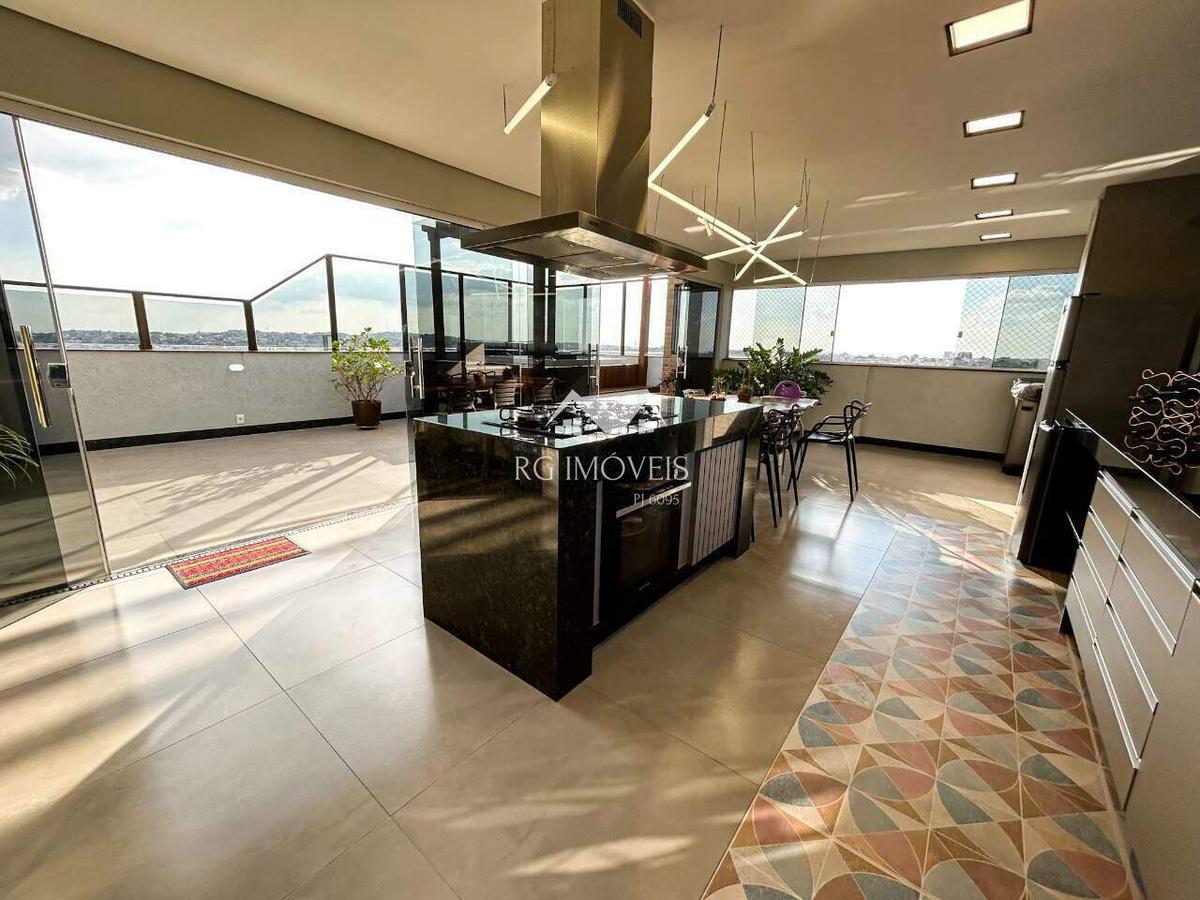 Cobertura, Barreiro, 3 Quartos, 3 Vagas, 1 Suíte