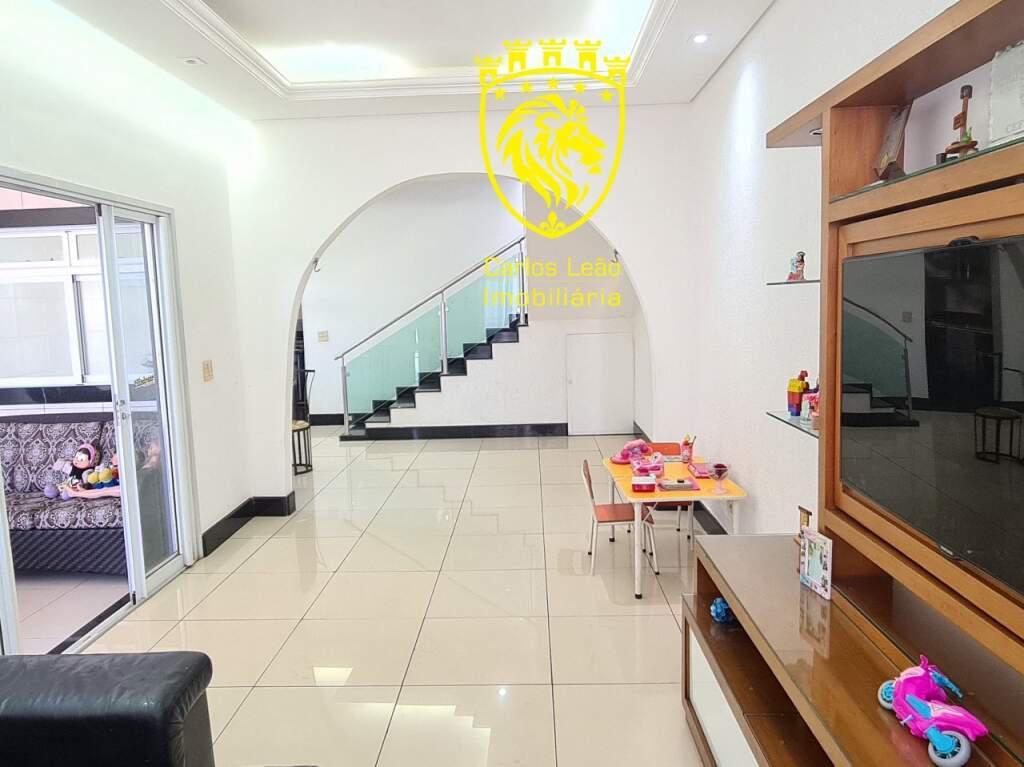 Casa, Havaí, 4 Quartos, 3 Vagas, 3 Suítes