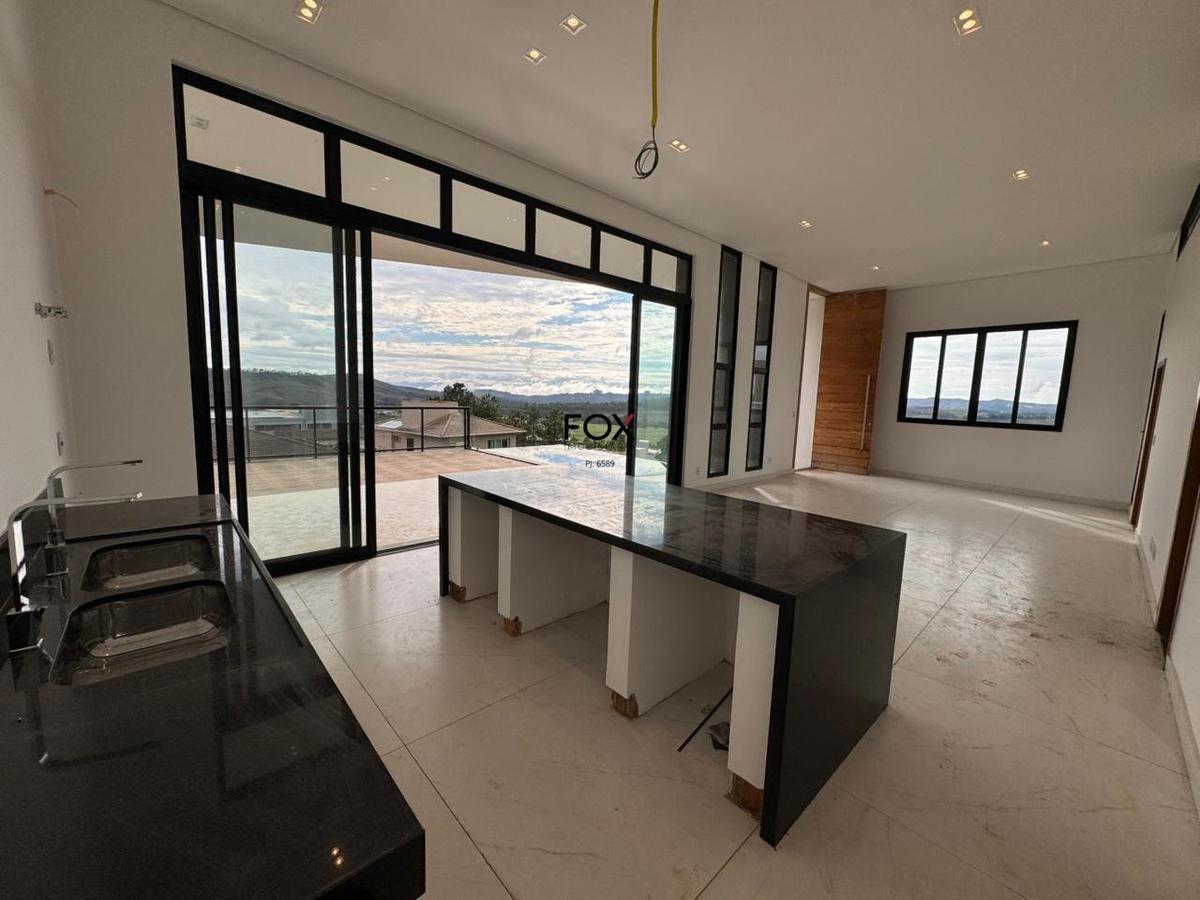 Casa, Alphaville, 4 Quartos, 4 Vagas, 4 Suítes