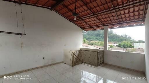 Casa, Quitandinha, 4 Quartos, 2 Vagas, 1 Suíte