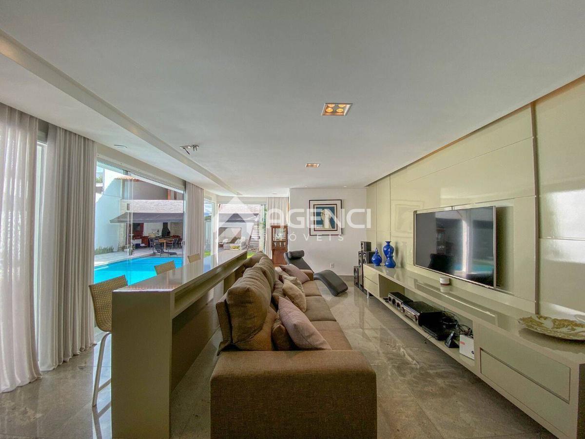 Casa, Bandeirantes (pampulha), 5 Quartos, 0 Vaga, 5 Suítes