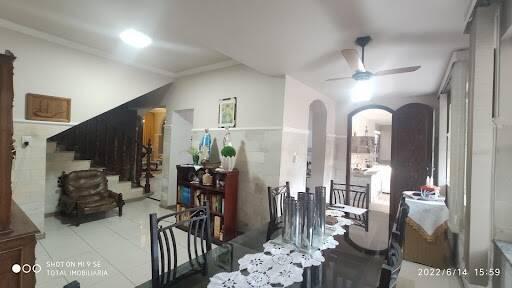 Casa, Giovanini, 5 Quartos, 2 Vagas, 2 Suítes