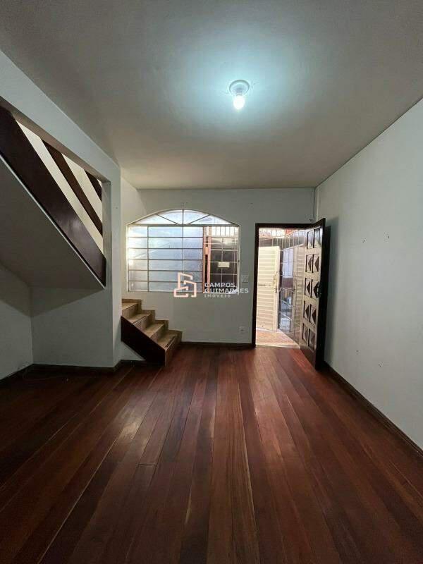 Casa, Santa Branca, 2 Quartos, 1 Vaga