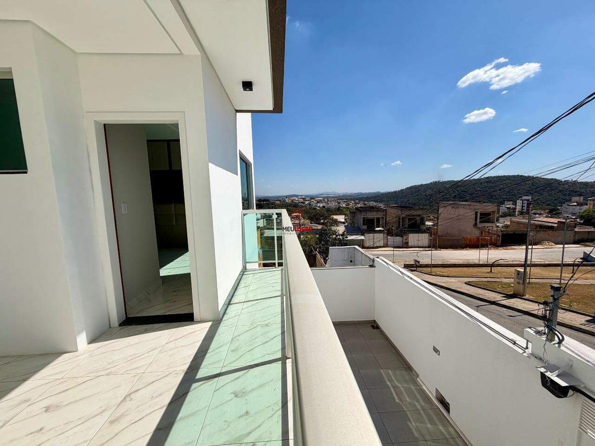 Casa, Masterville, 3 Quartos, 3 Vagas, 1 Suíte