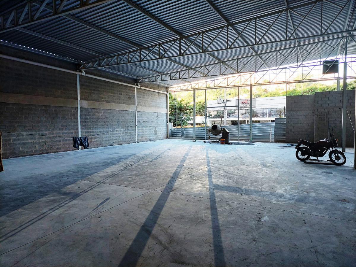 Andar, Estoril, 1 Quarto, 7 Vagas, 1 Suíte