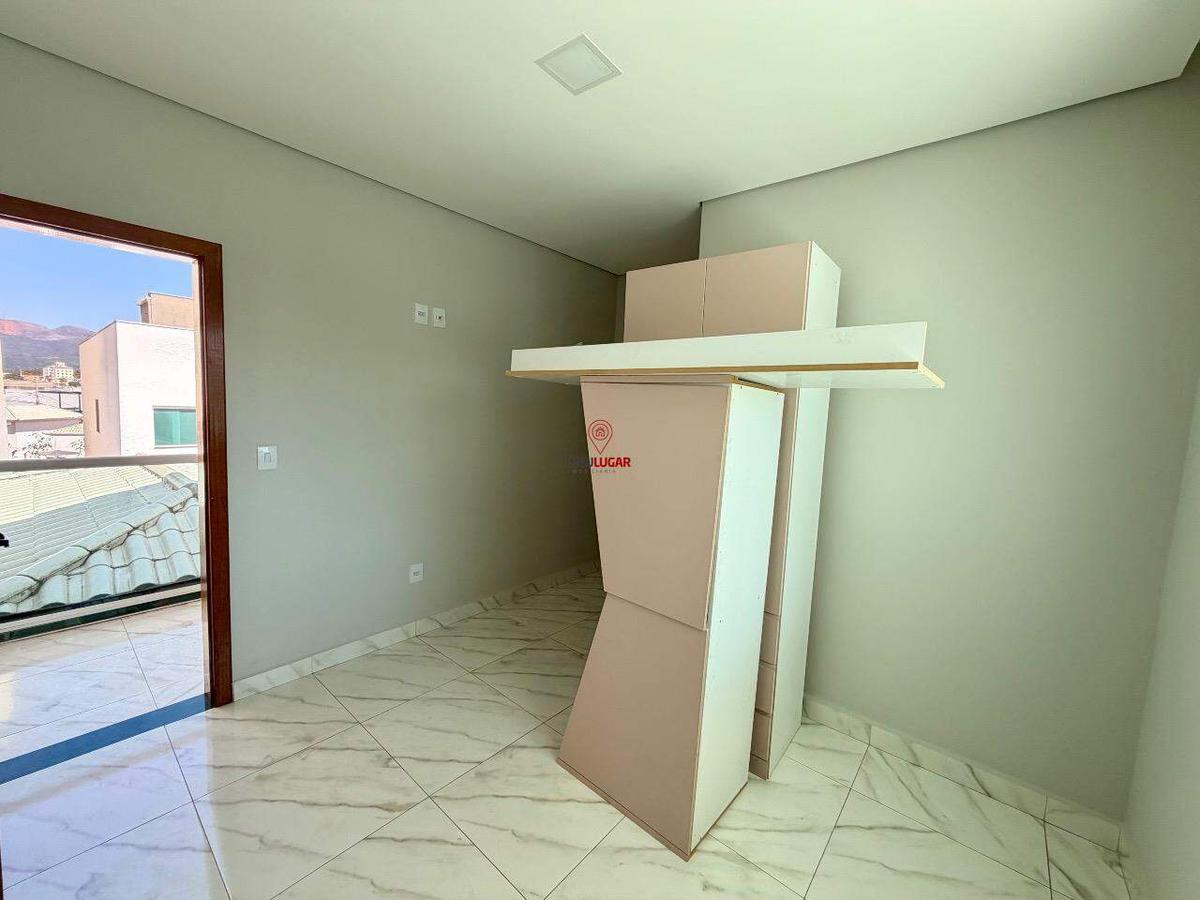 Casa, Masterville, 3 Quartos, 3 Vagas, 1 Suíte