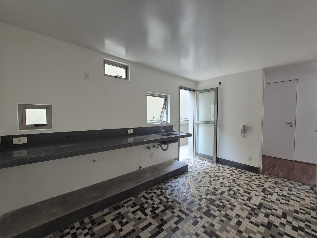 Apartamento, Nova Suíssa, 4 Quartos, 3 Vagas, 2 Suítes