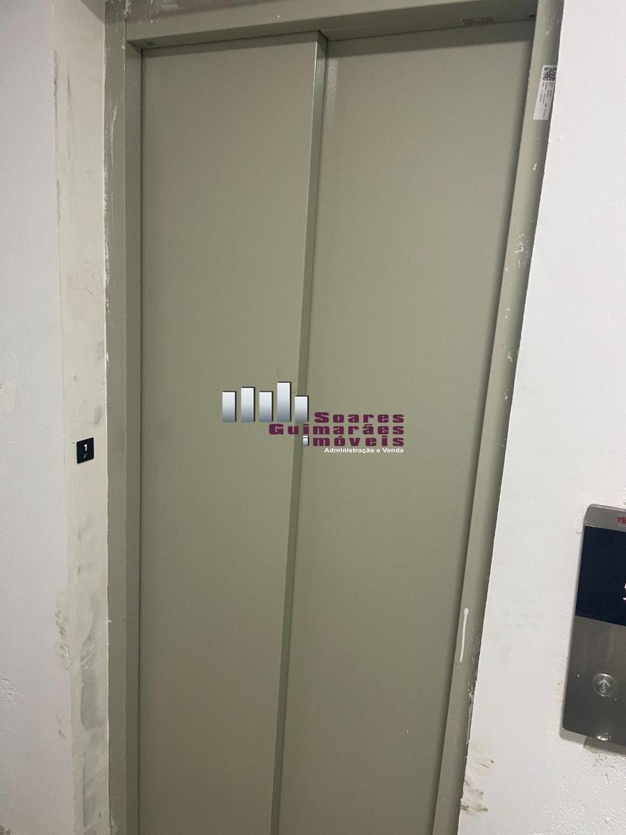 Apartamento, Sagrada Família, 2 Quartos, 1 Vaga, 1 Suíte