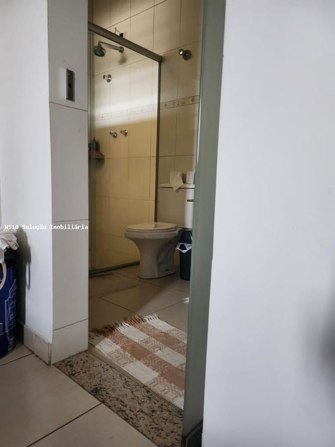 Casa, Três Barras, 5 Quartos, 3 Vagas, 2 Suítes
