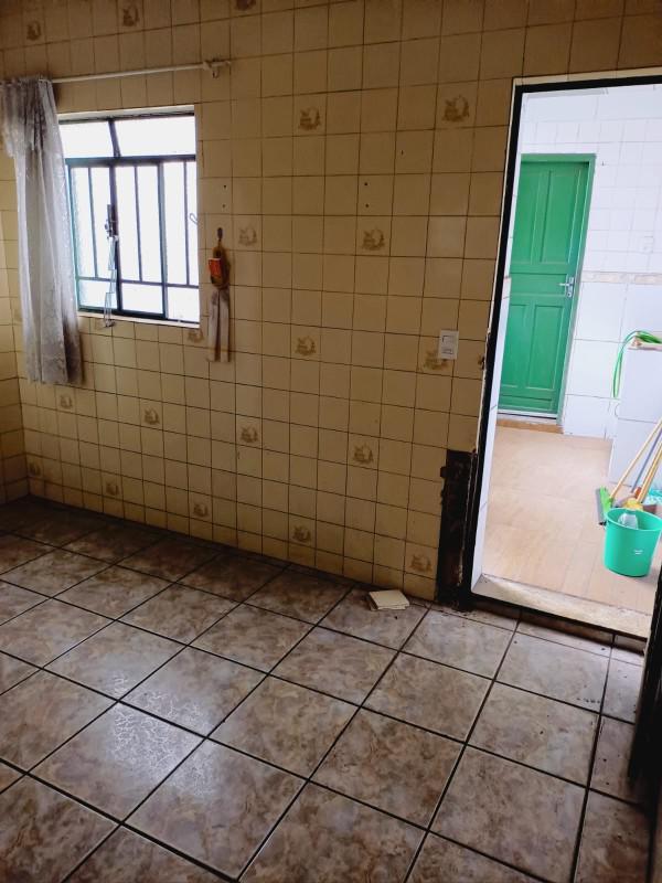 Casa, Conjunto Água Branca, 4 Quartos, 5 Vagas, 1 Suíte