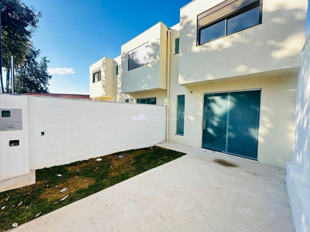 Casa, Santa Branca, 3 Quartos, 2 Vagas, 1 Suíte