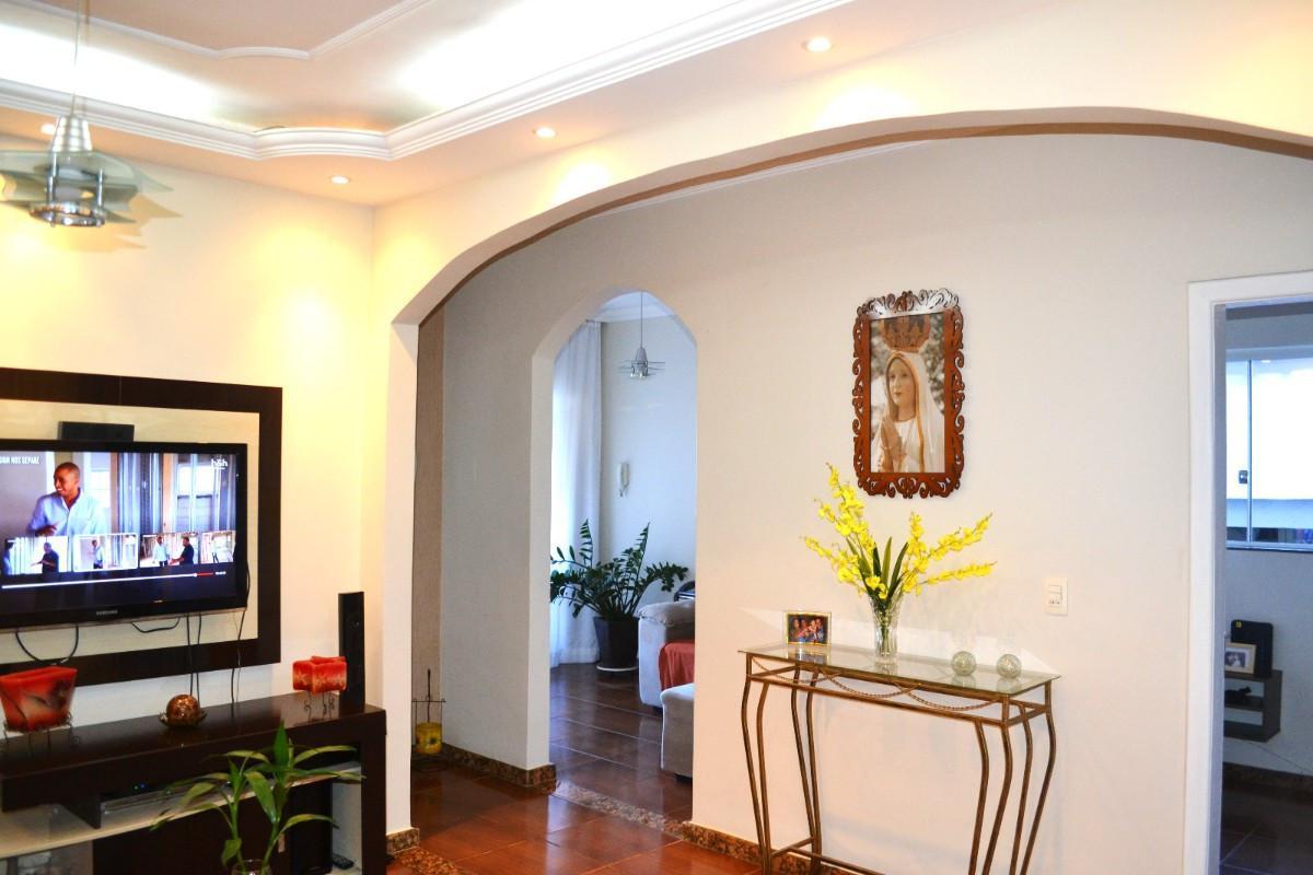 Casa, Lagoinha Leblon (venda Nova), 3 Quartos, 3 Vagas, 1 Suíte