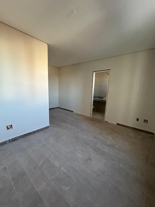 Apartamento, Jaraguá, 4 Quartos, 4 Vagas, 1 Suíte