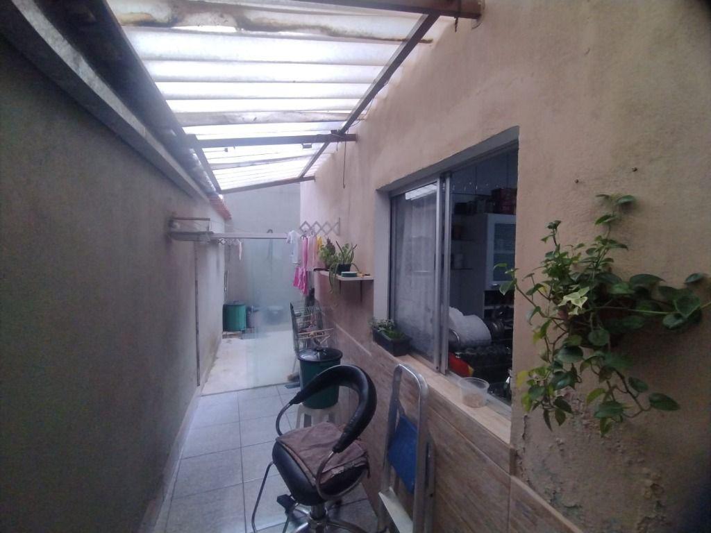 Casa, Adelmolândia, 2 Quartos, 1 Vaga, 1 Suíte