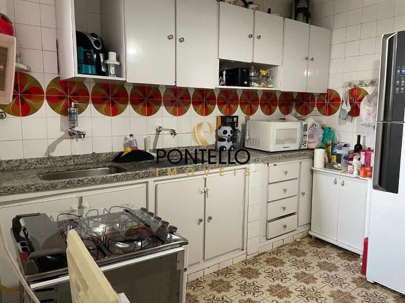 Casa, Cidade Nova, 4 Quartos, 2 Vagas, 1 Suíte
