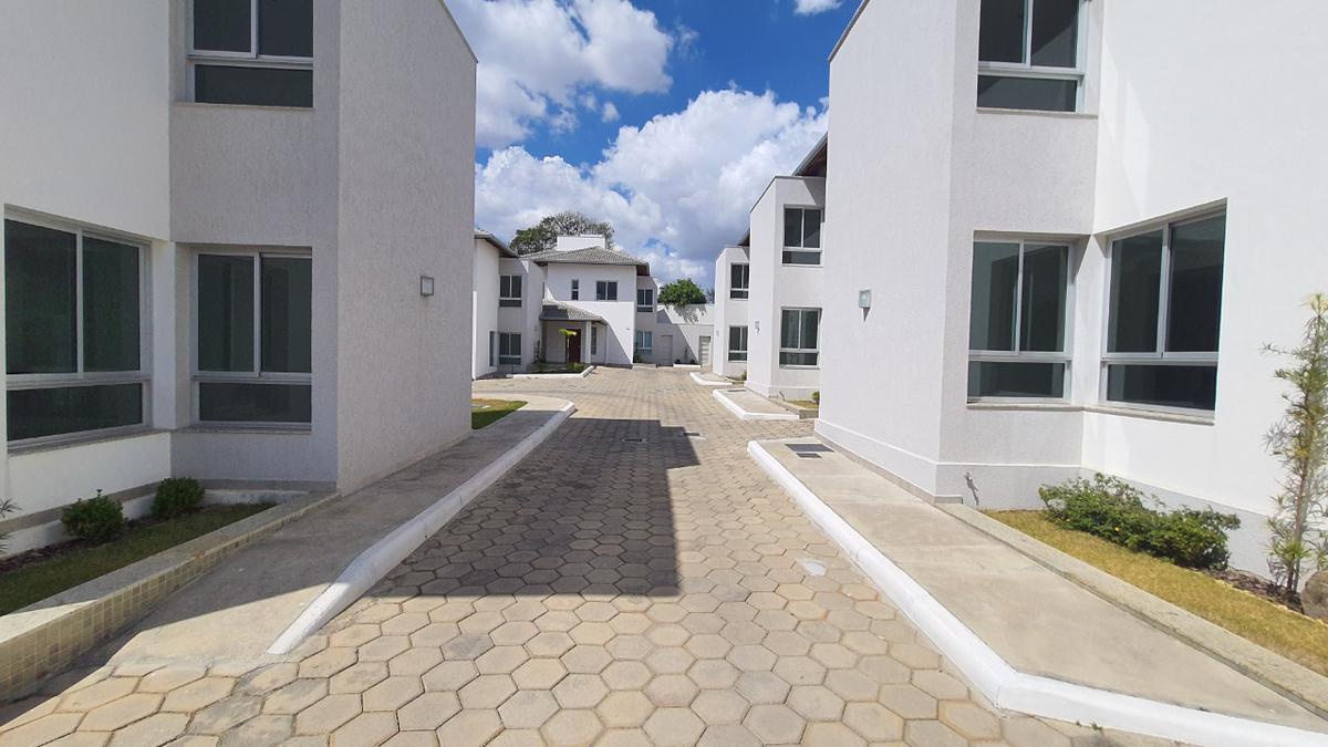 Casa, Centro, 3 Quartos, 2 Vagas, 1 Suíte