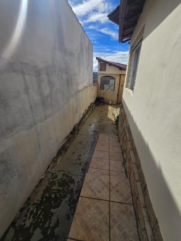 Casa, Europa, 3 Quartos, 4 Vagas, 2 Suítes