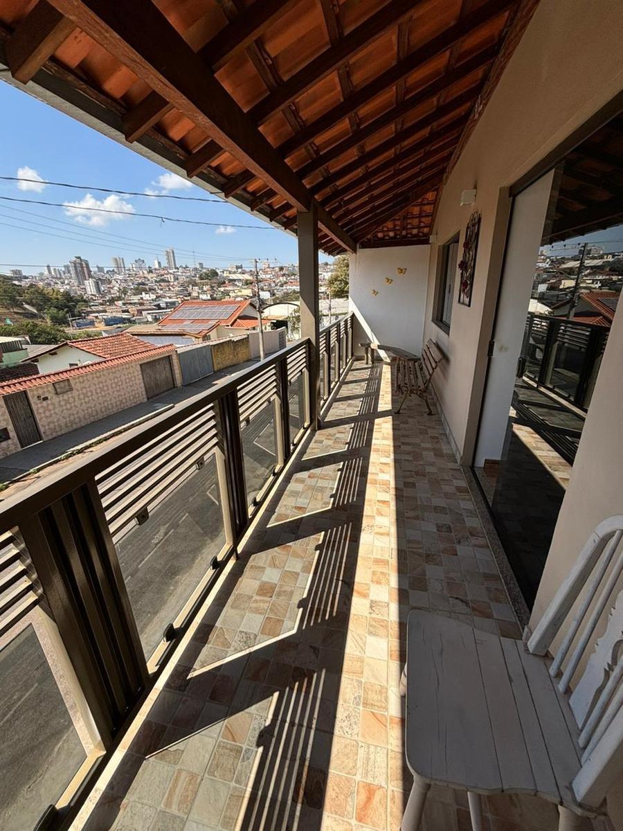 Casa, Parque das Américas, 3 Quartos, 4 Vagas, 1 Suíte