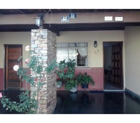 Casa, Vila Clóris, 3 Quartos, 2 Vagas, 1 Suíte