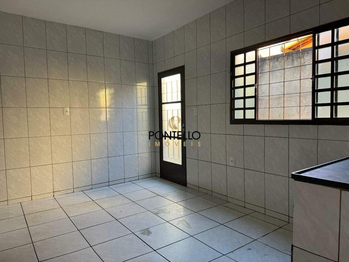 Casa, CDI, 3 Quartos, 2 Vagas