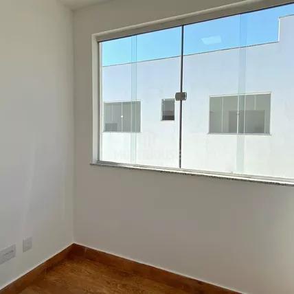 Casa, Trevo, 3 Quartos, 1 Vaga, 1 Suíte