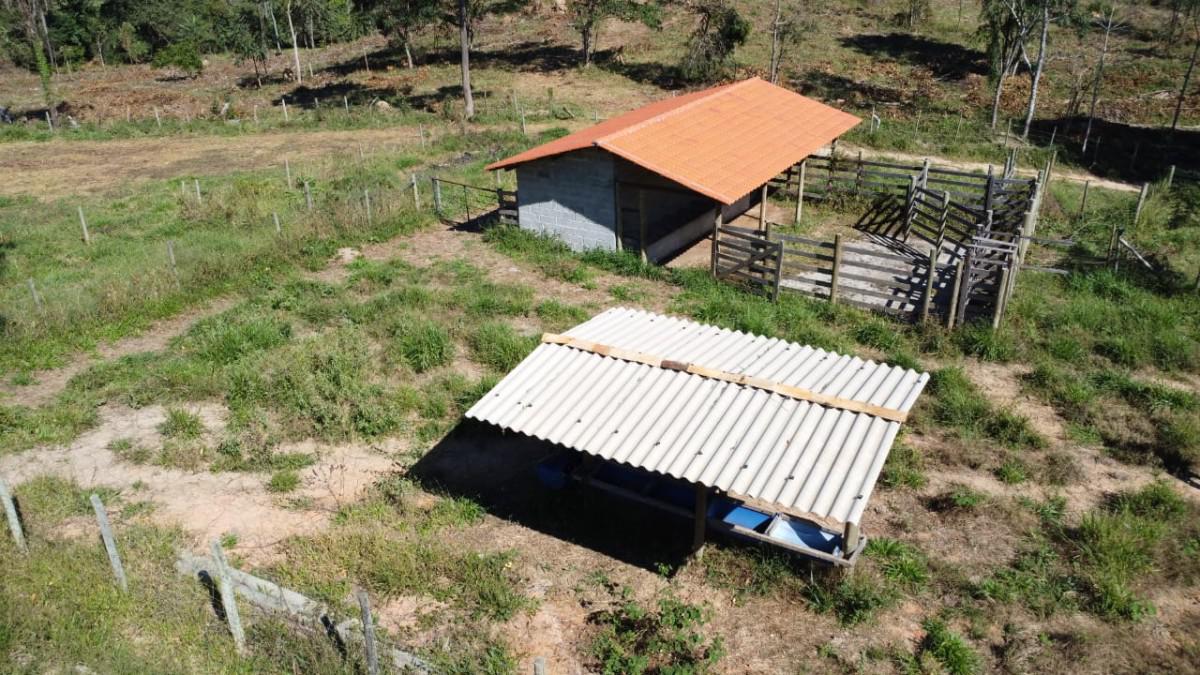 Fazenda, Zona Rural, 2 Quartos, 0 Vaga