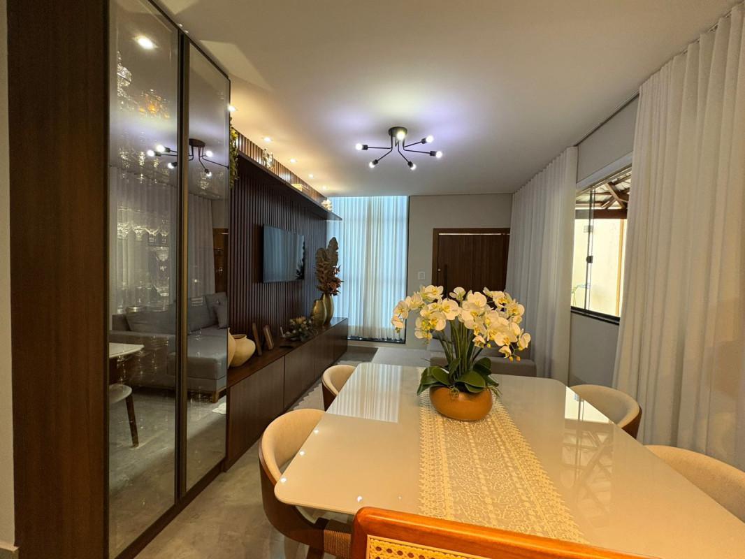 Casa, Masterville, 3 Quartos, 5 Vagas, 1 Suíte