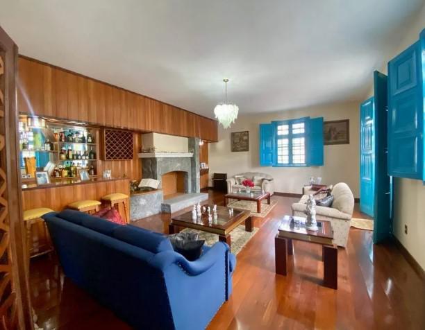 Casa, Santa Rosa, 3 Quartos, 6 Vagas, 3 Suítes