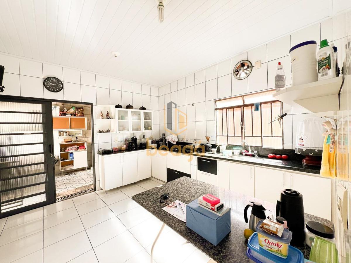 Casa, Pedra Azul, 3 Quartos, 3 Vagas, 1 Suíte