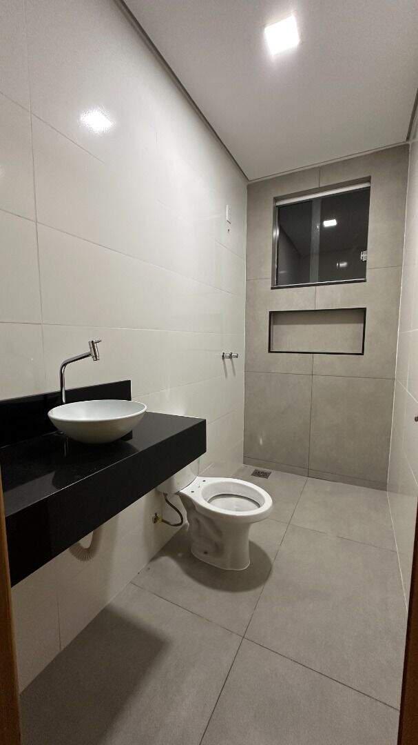Casa, Novo Centro, 3 Quartos, 2 Vagas, 1 Suíte