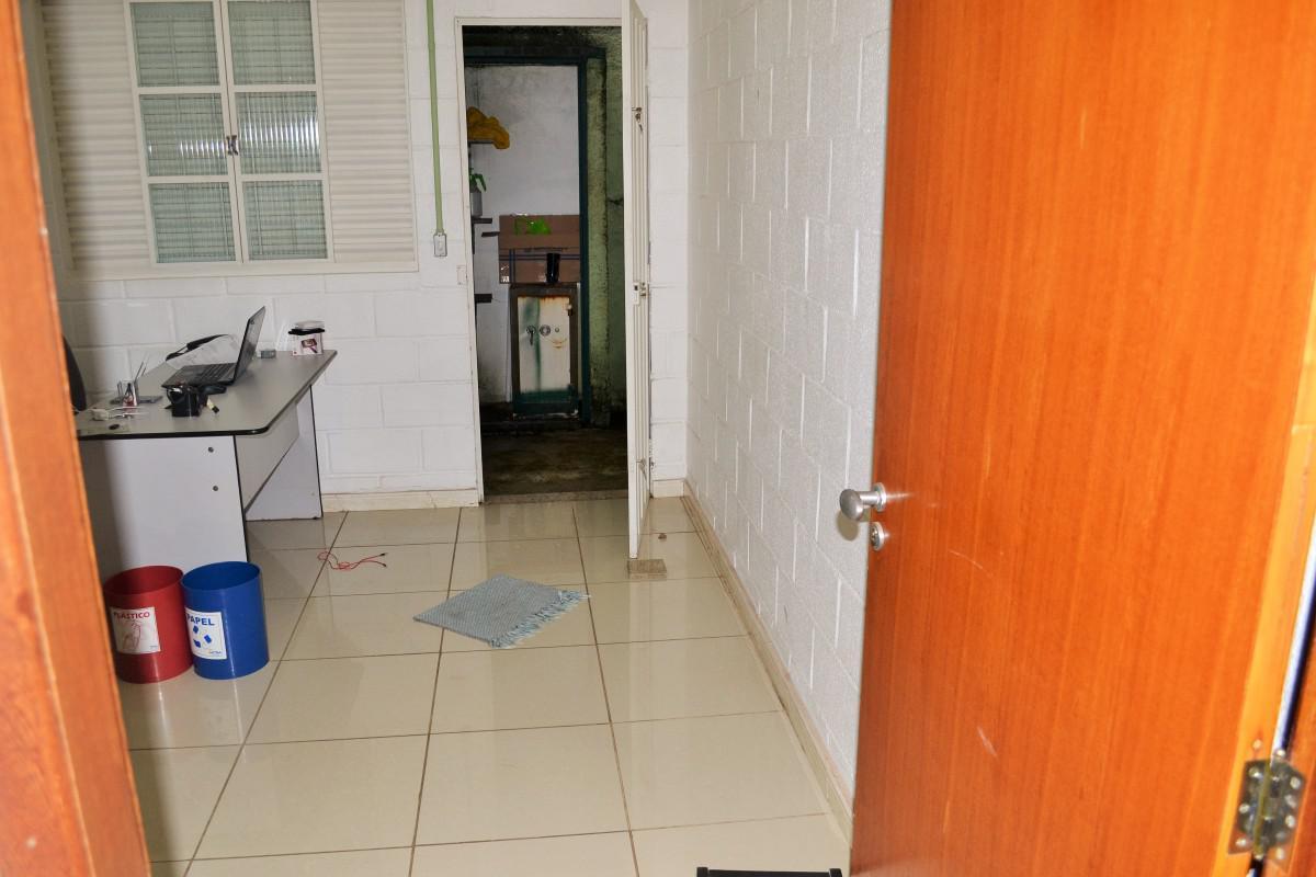 Galpão, Palmeiras, 0 Quarto, 0 Vaga