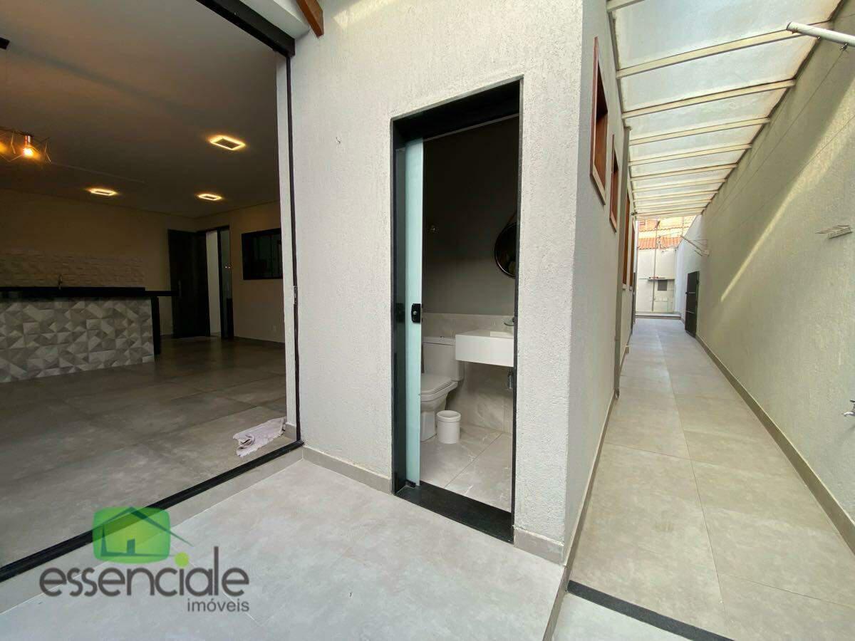 Casa, Conjunto Água Branca, 3 Quartos, 4 Vagas, 1 Suíte