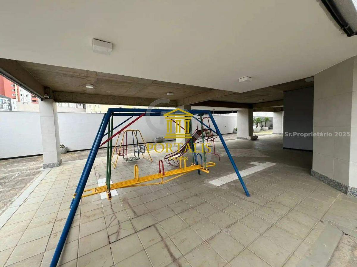 Apartamento, Estoril, 3 Quartos, 1 Vaga, 1 Suíte