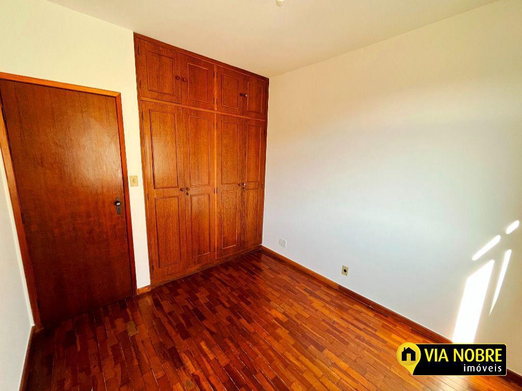 Apartamento, Estoril, 2 Quartos, 2 Vagas