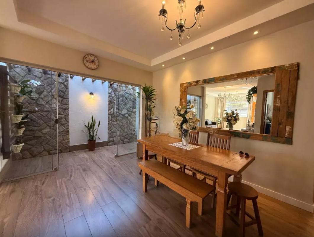 Casa, Serrano, 4 Quartos, 4 Vagas, 1 Suíte