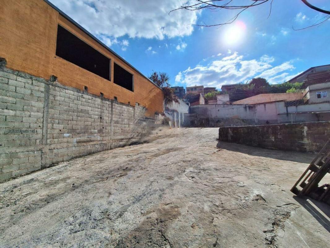 Lote, Jardim Filadélfia, 0 Quarto, 0 Vaga