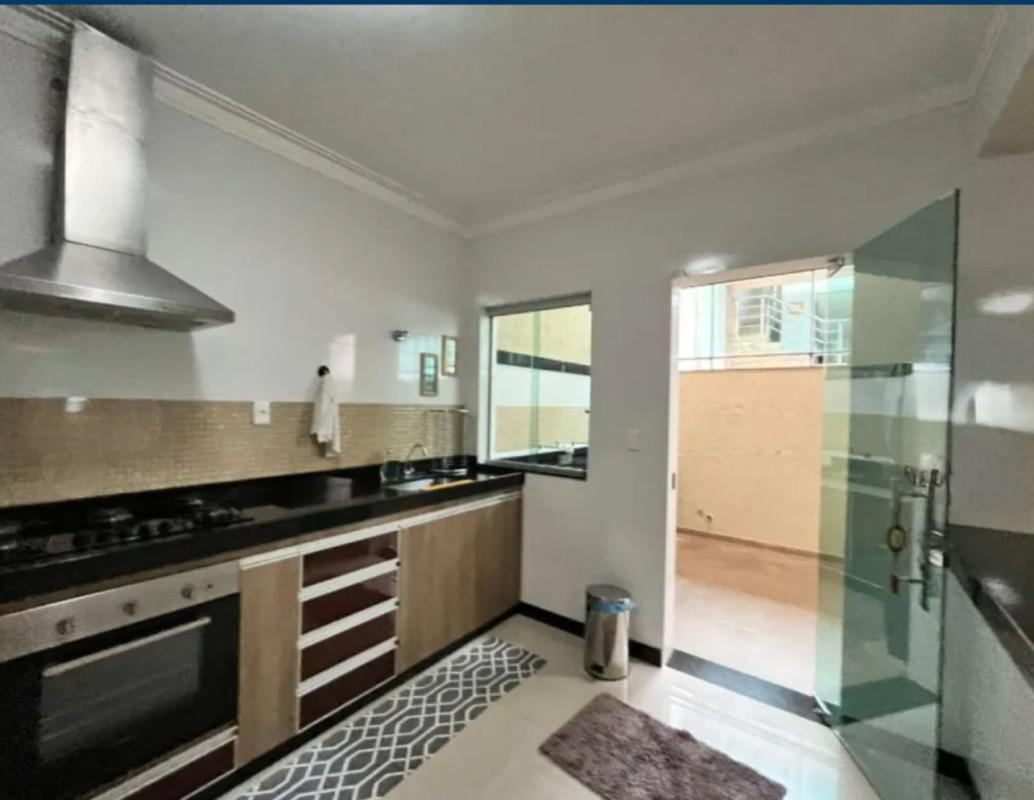 Casa, Diamante, 4 Quartos, 3 Vagas, 1 Suíte