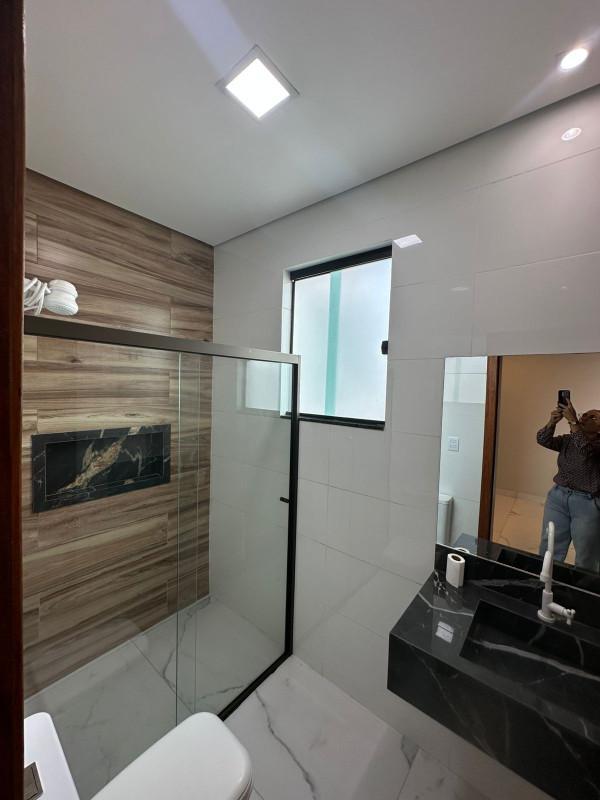 Casa, Espírito Santo, 3 Quartos, 4 Vagas, 1 Suíte
