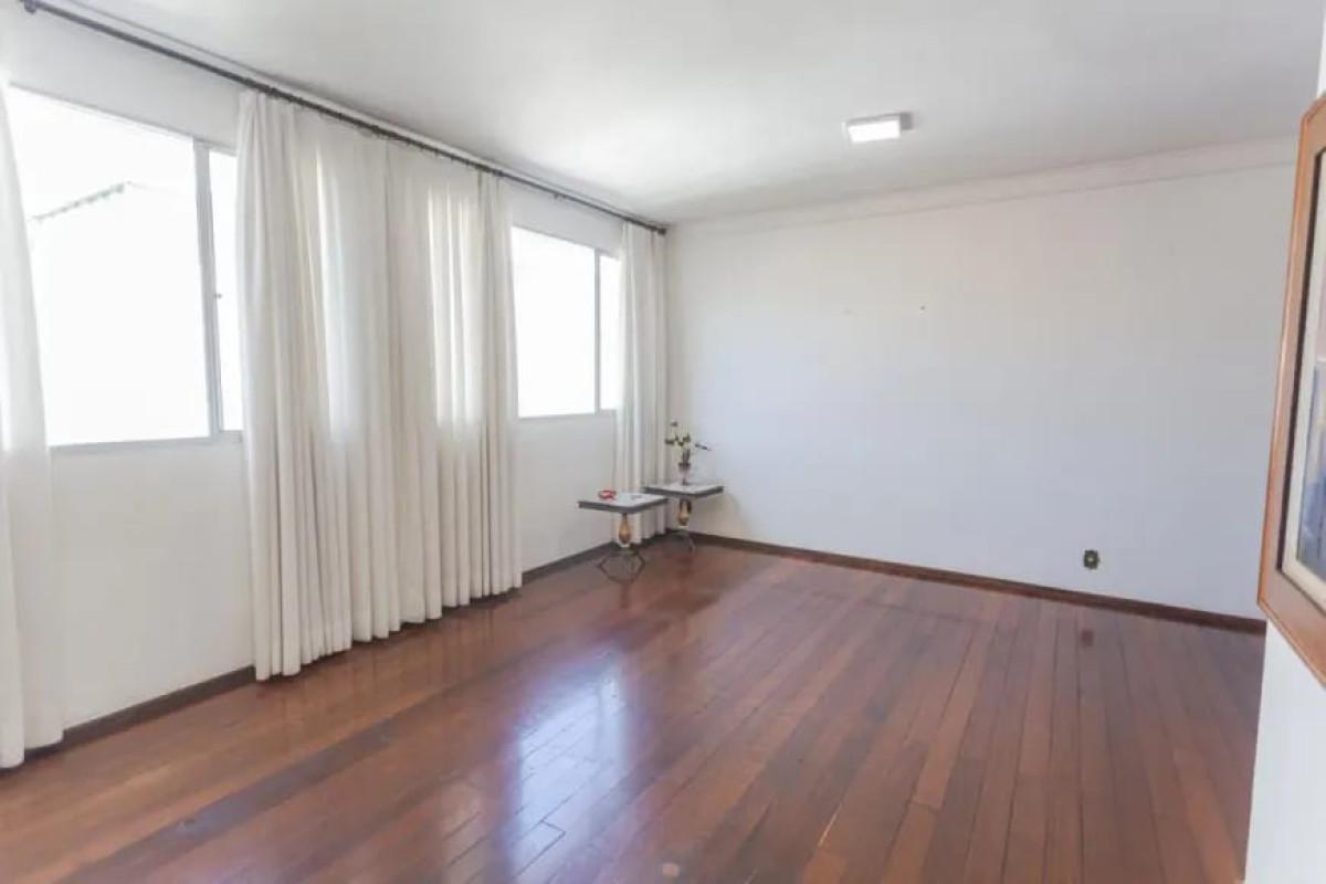 Apartamento, Vila Paris, 4 Quartos, 2 Vagas, 1 Suíte
