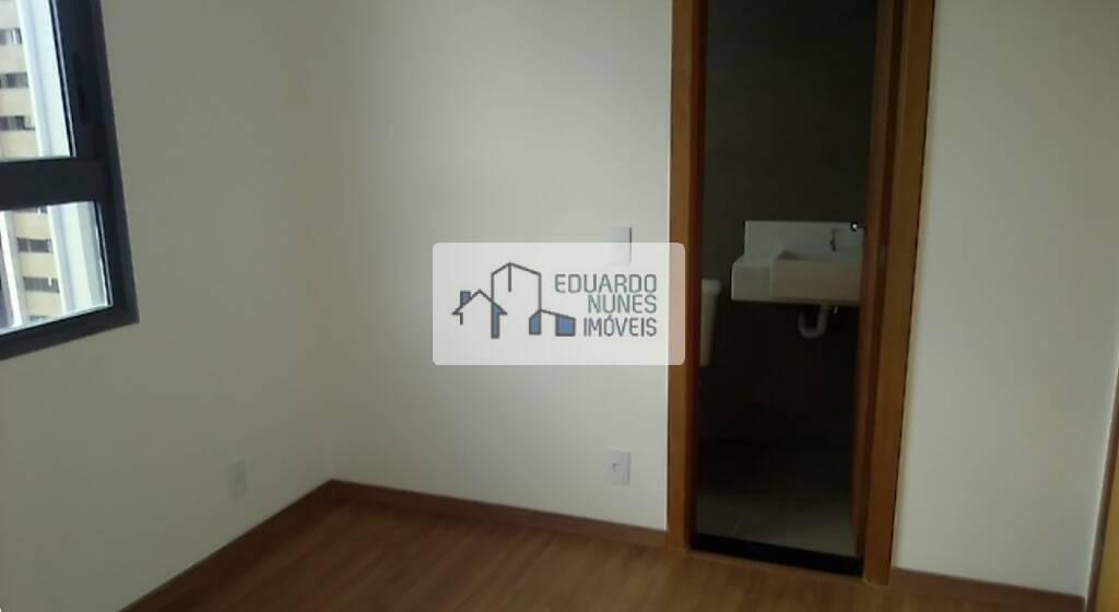 Apartamento, Funcionários, 2 Quartos, 2 Vagas, 2 Suítes