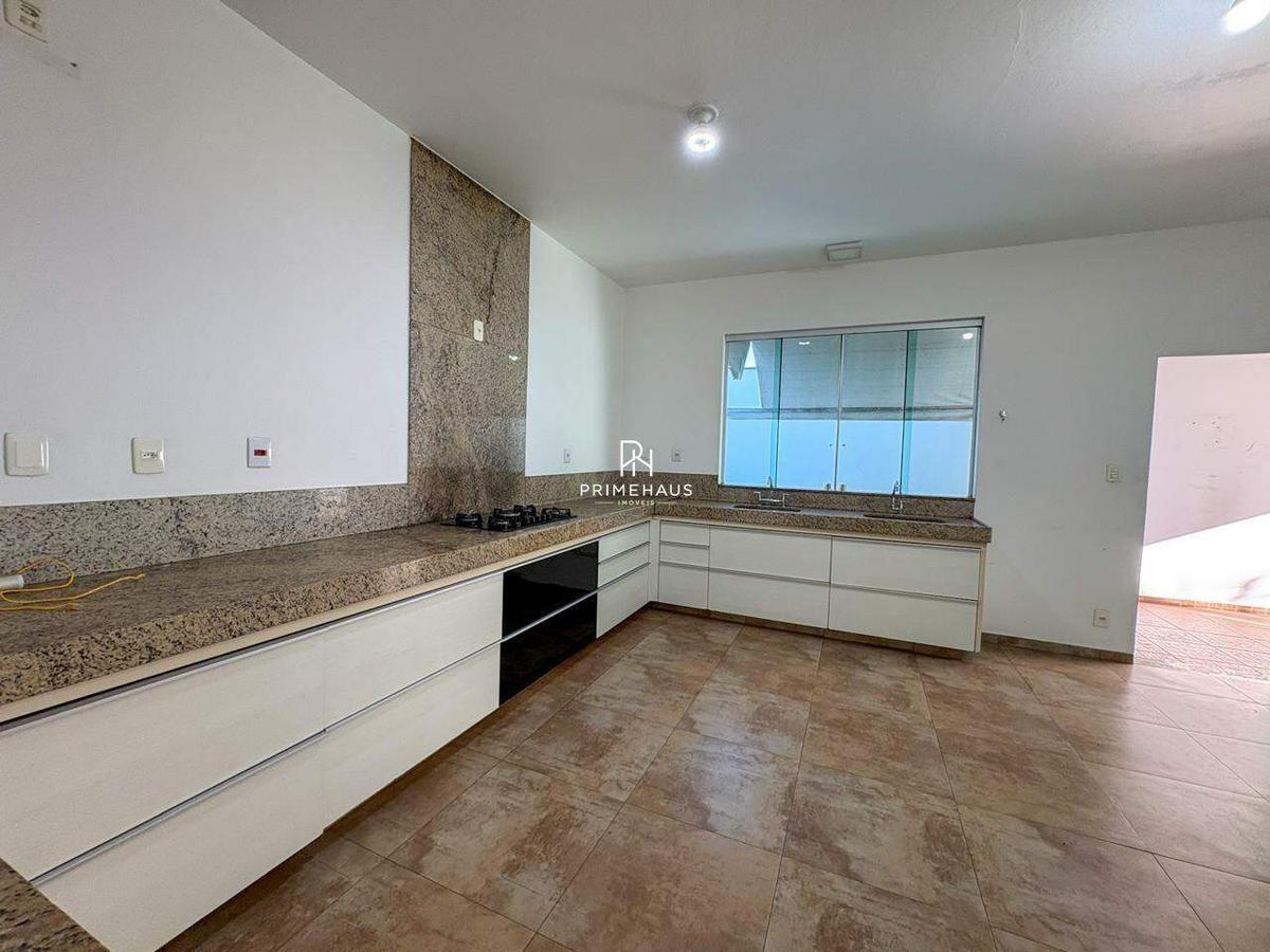 Casa, Fonte Grande, 4 Quartos, 3 Vagas, 3 Suítes