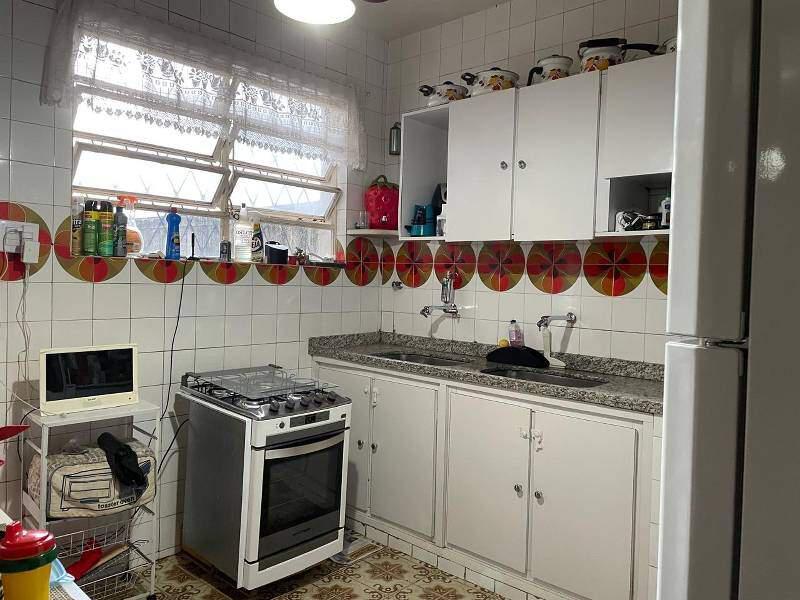 Casa, Cidade Nova, 4 Quartos, 2 Vagas, 1 Suíte