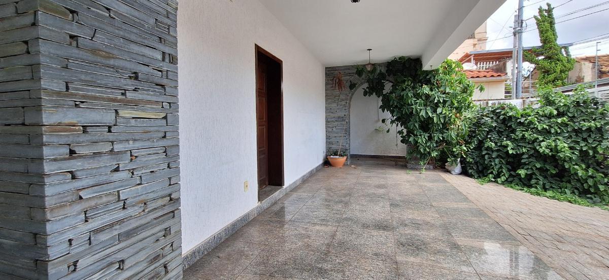 Casa, Floresta, 4 Quartos, 3 Vagas, 1 Suíte