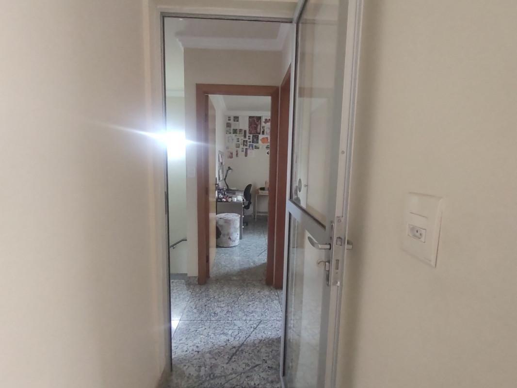 Cobertura, Sagrada Família, 4 Quartos, 2 Vagas, 1 Suíte